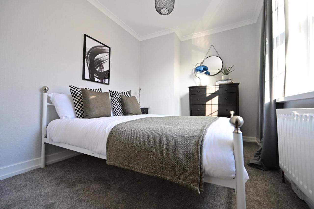 Luxury Accommodation In Durham Centre Bagian luar foto