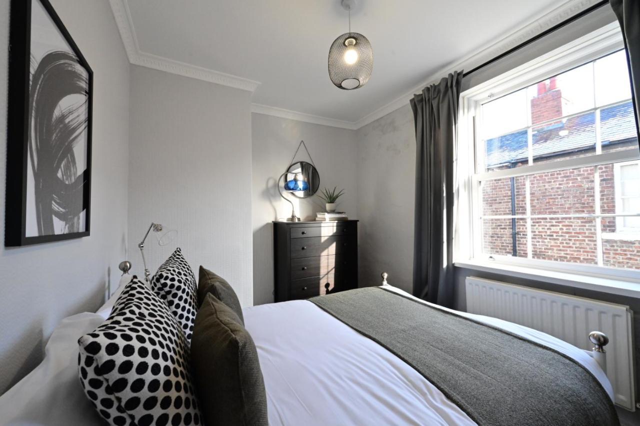 Luxury Accommodation In Durham Centre Bagian luar foto
